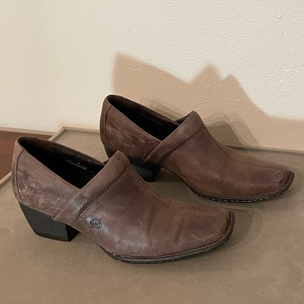 Born Brown Clogs - image 3